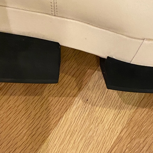 Paloma Barcelo Aimar Ivory Pull On Boot / Off White w Black / Womens Size 8 - Picture 11 of 15